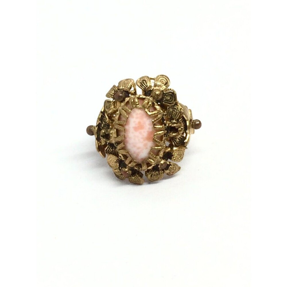 VINTAGE PINK RING Art Glass Cabochon Gold Tone Filigree Adjustable Statement